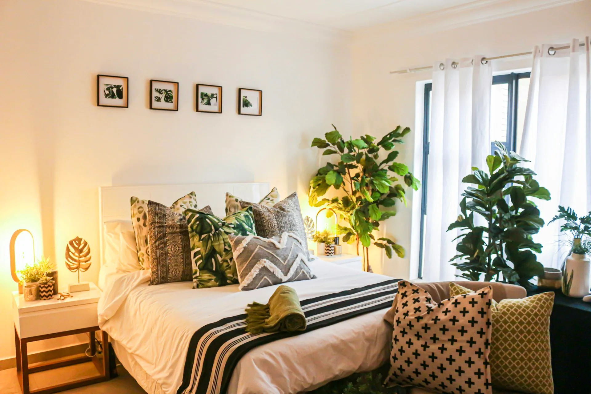 Bedroom of 7 Willow Lane, Bedford